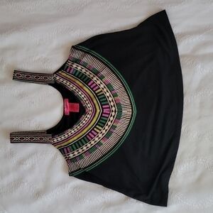 Body Central Aztec Design Crop Workout Top Size Small